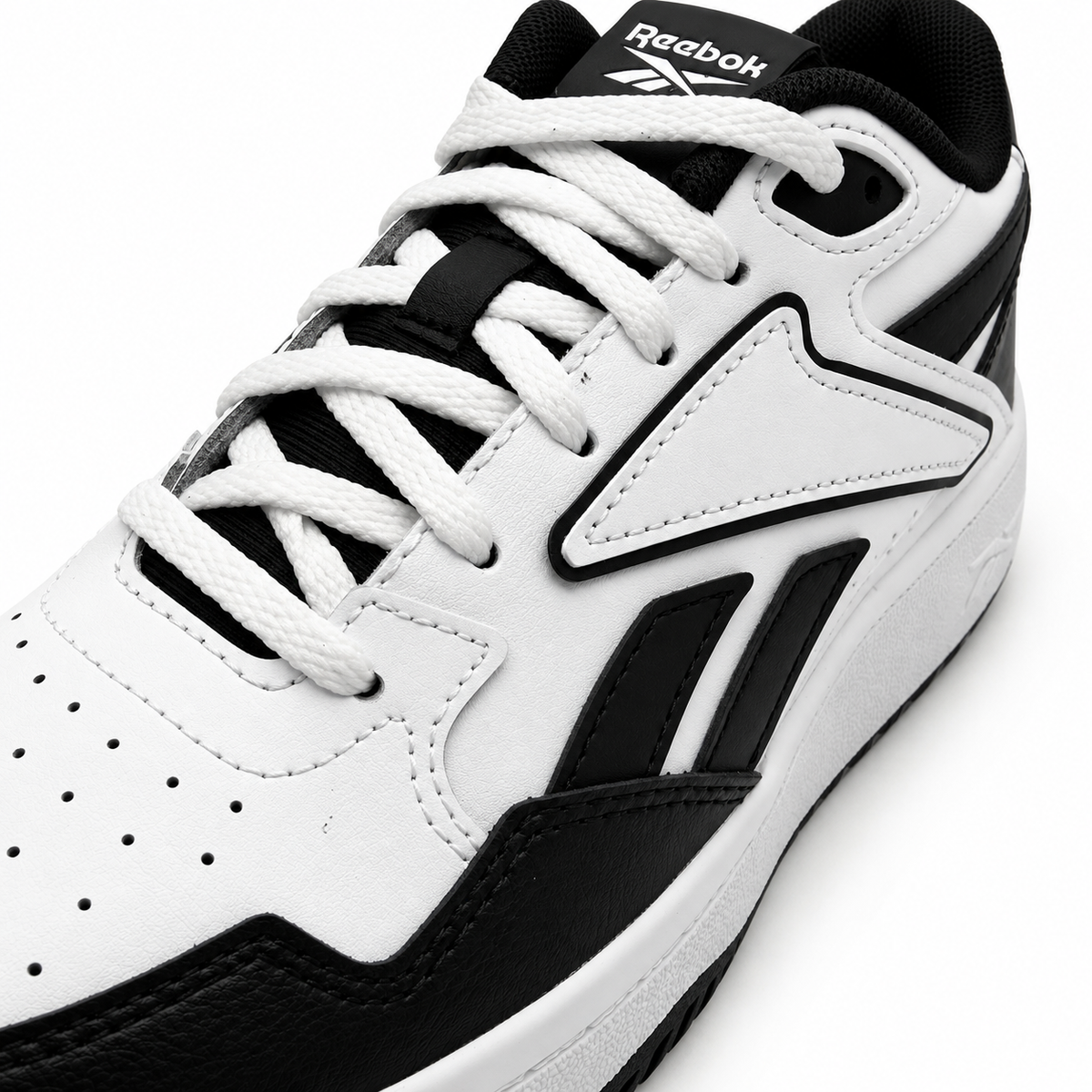 Reebok ATR CHILL BLANCO NEGRO