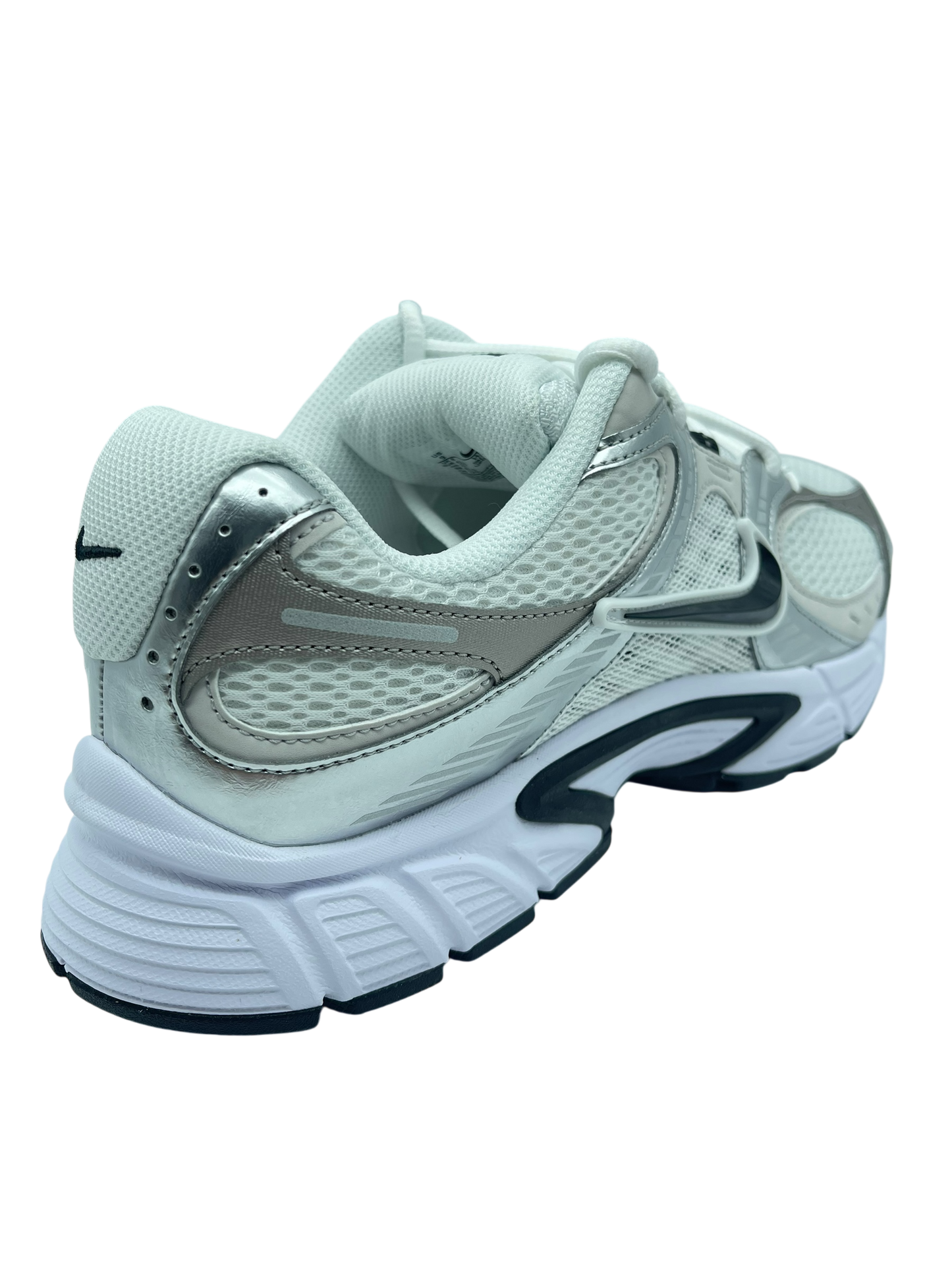 NIKE V5 RNR WHITE/BLACK-VAST GREY